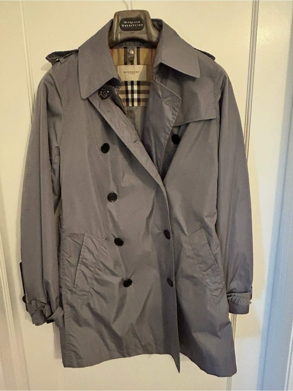 Burberry Women’s Light Gray Double-Breasted Trench Coat with Check Lining